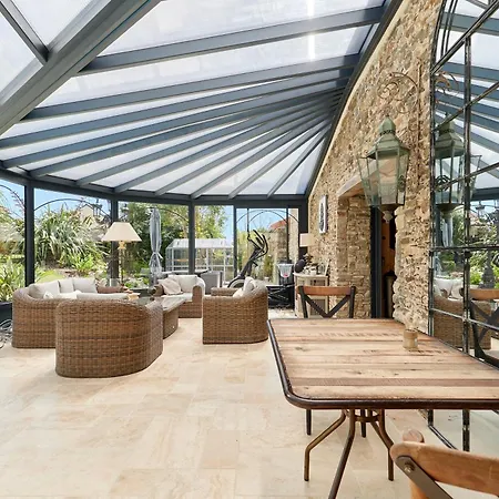 Guest house La Surville