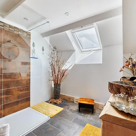 La Konukevi Surville (Manche)